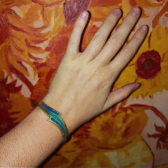 Beautiful Silver and Turquoise/Blue Bracelet - Picture 2 of 2